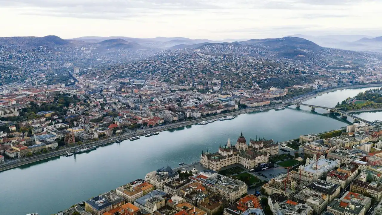 Top Hungarian Textbooks And Books For Self-Study